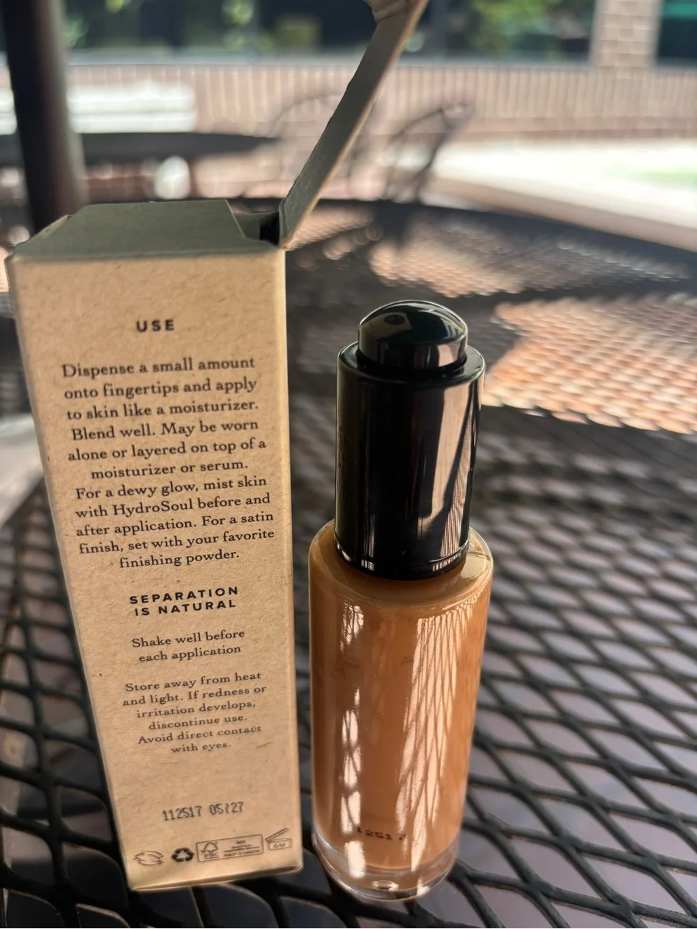 Tinted Oil Serum Foundation — Shade 40 Warm Tan